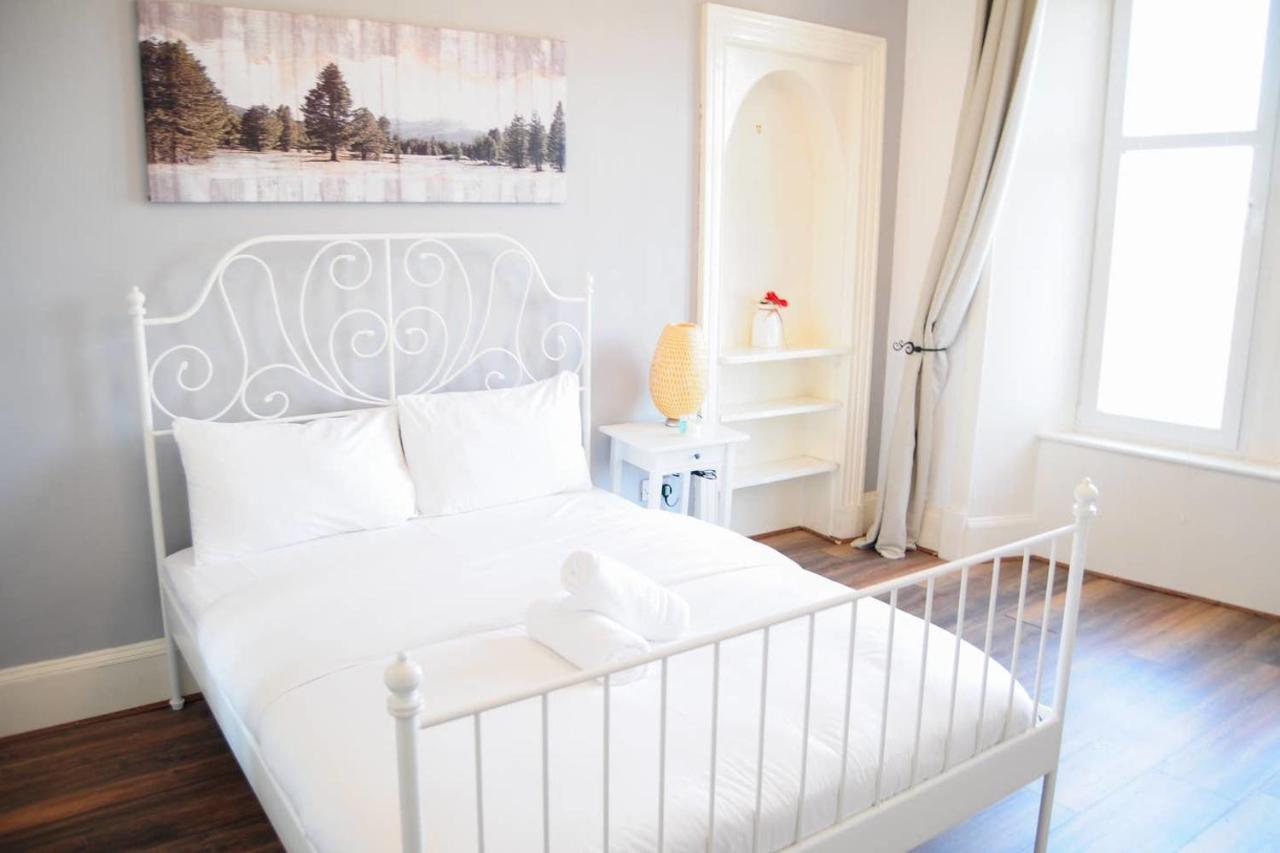 Glasgow Apartment Transport Links & Street Parking Εξωτερικό φωτογραφία